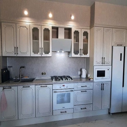 Кухня «Кухня РоялВуд Жемчуг Премьера патина серебро»